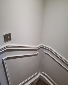 Corner panelling detail